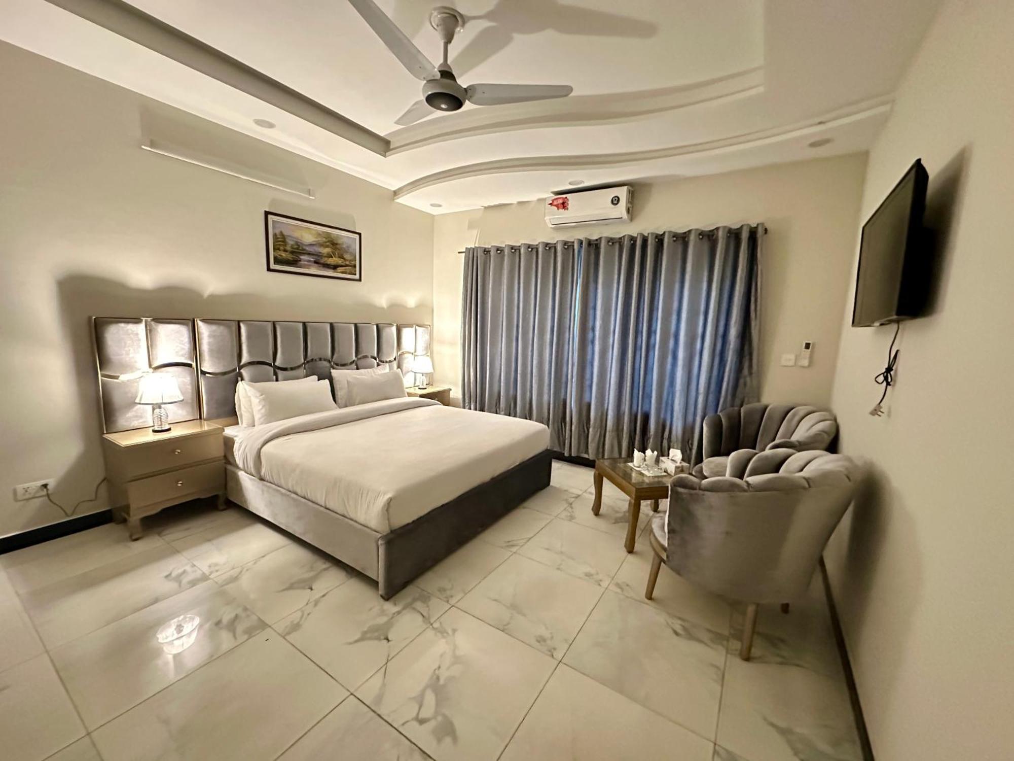 Dream Executive Guest House Исламабад Екстериор снимка