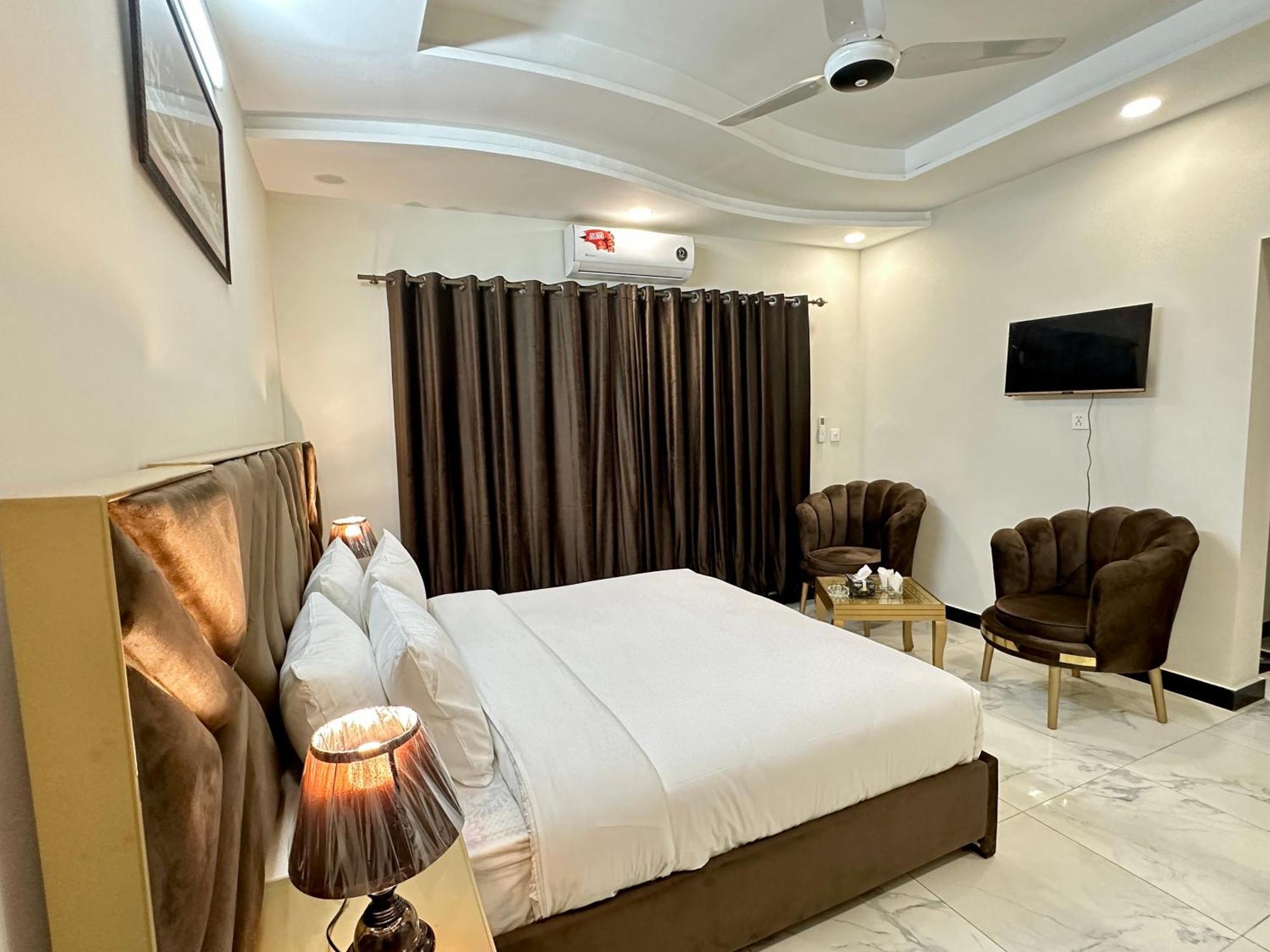 Dream Executive Guest House Исламабад Екстериор снимка