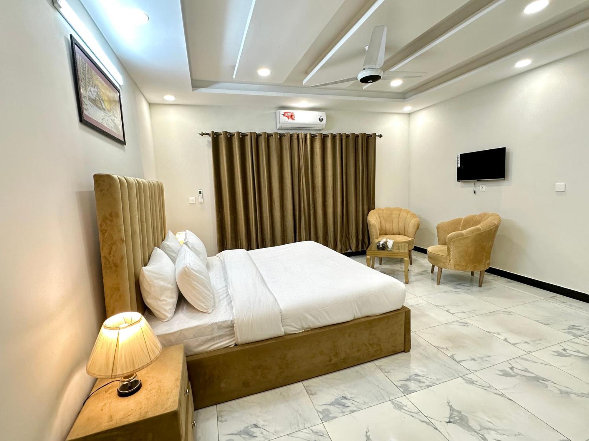 Dream Executive Guest House Исламабад Екстериор снимка
