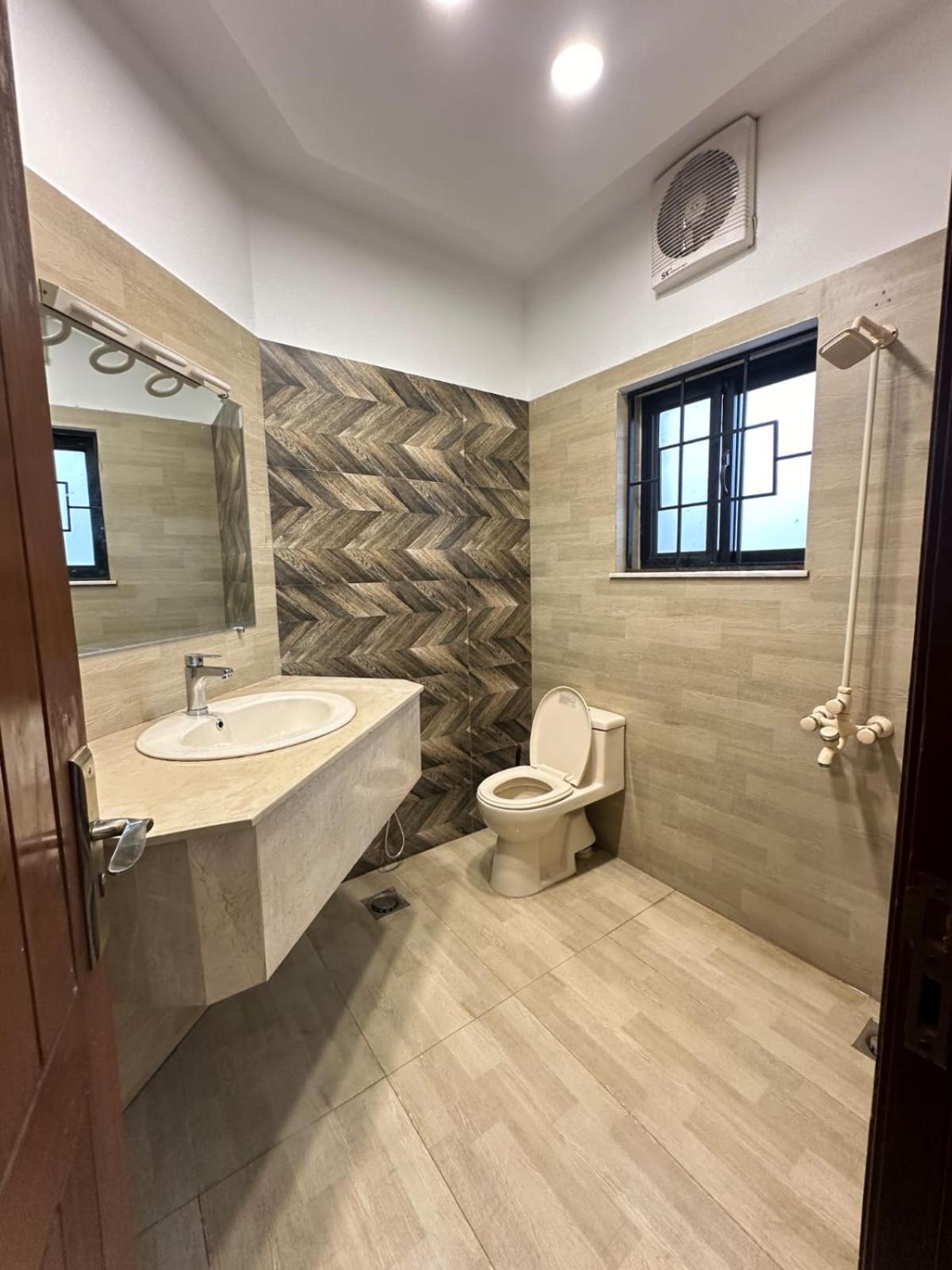 Dream Executive Guest House Исламабад Екстериор снимка