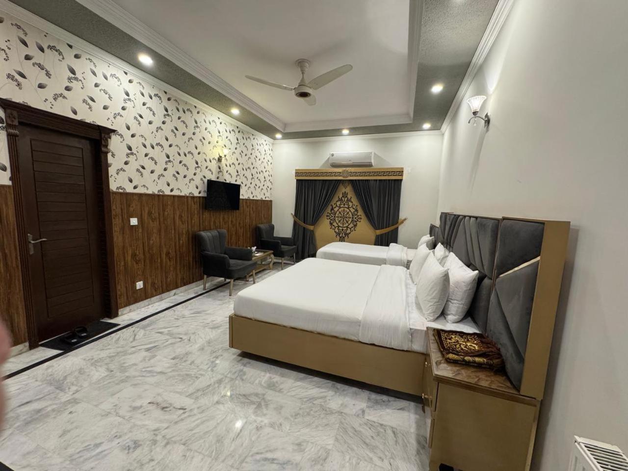 Dream Executive Guest House Исламабад Екстериор снимка
