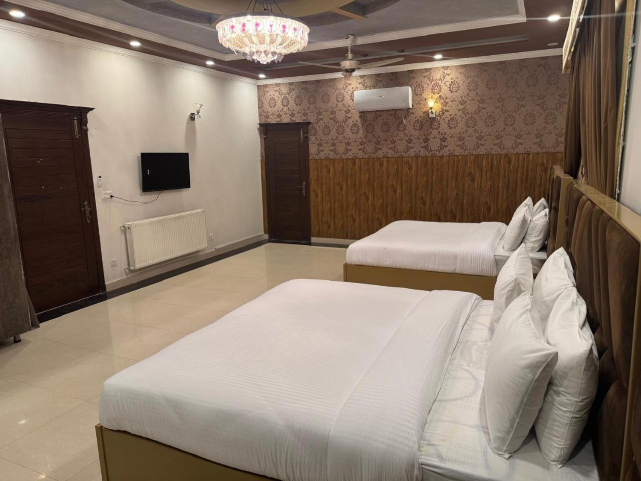 Dream Executive Guest House Исламабад Екстериор снимка