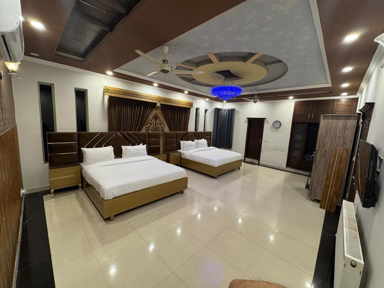 Dream Executive Guest House Исламабад Екстериор снимка